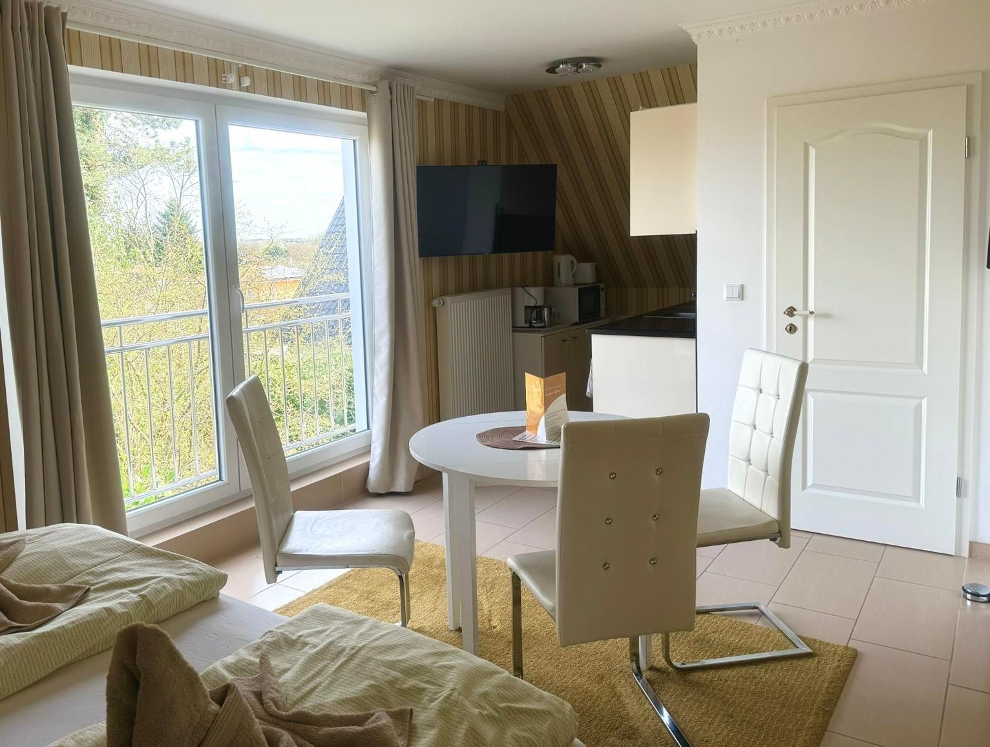 Tiffany'S Ferienapartments Sind Alles, Ausser... Gewoehnlich!!! Тиммендорфер-Штранд Экстерьер фото