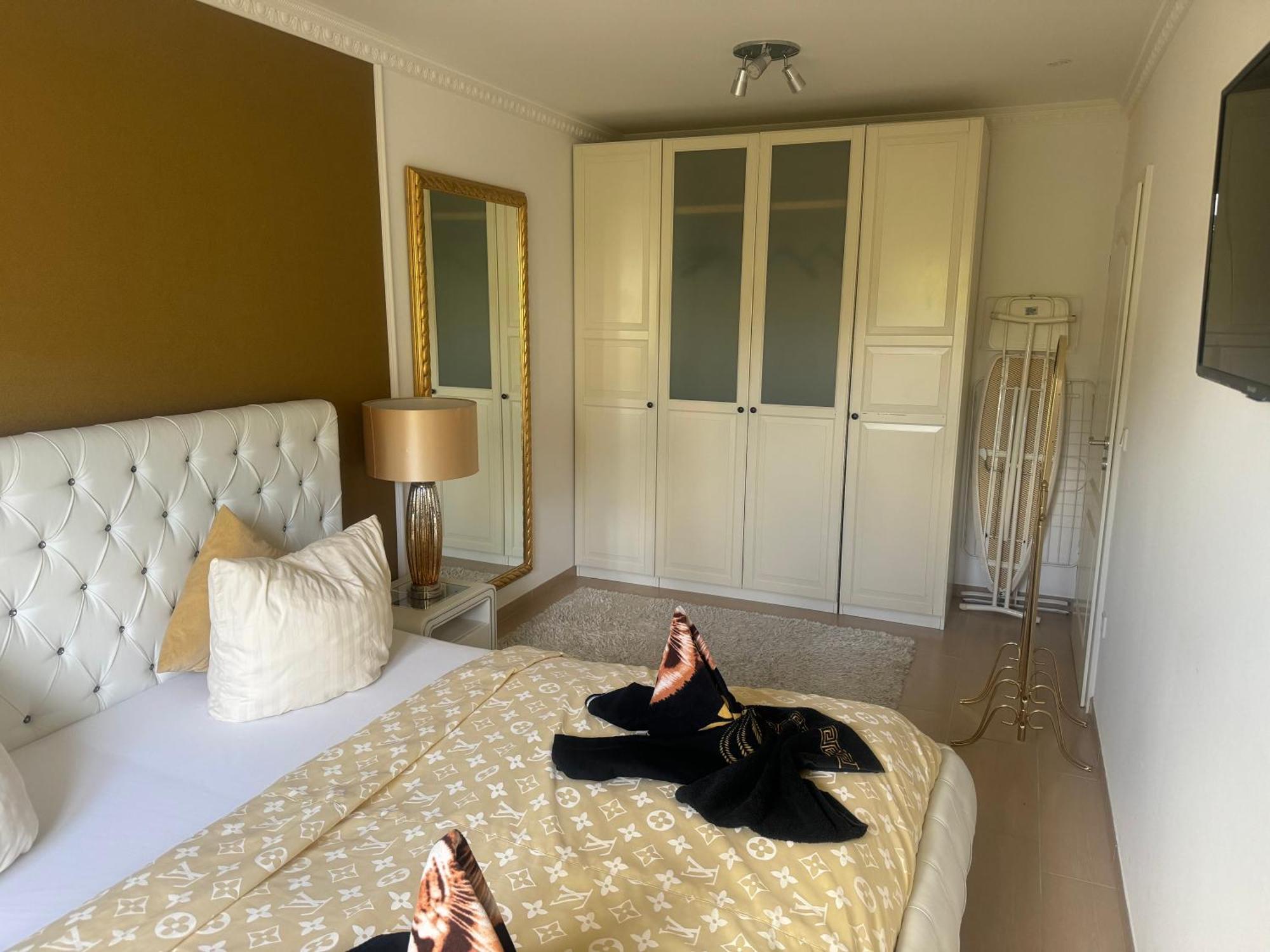 Tiffany'S Ferienapartments Sind Alles, Ausser... Gewoehnlich!!! Тиммендорфер-Штранд Экстерьер фото
